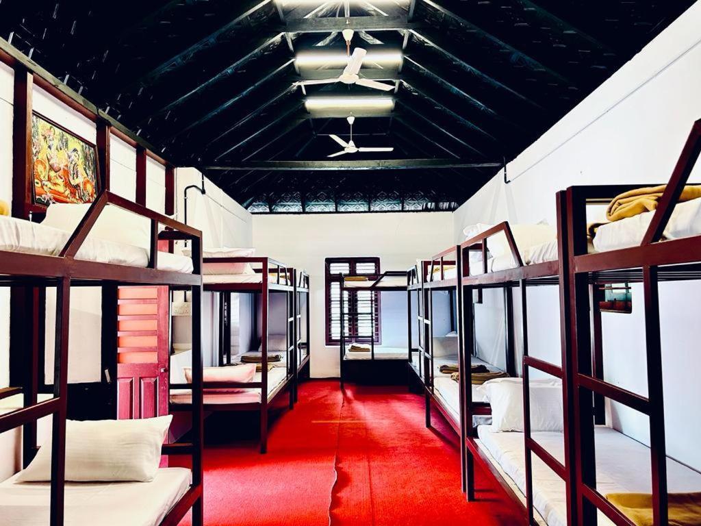The Shire Hotell Sultan Bathery Eksteriør bilde